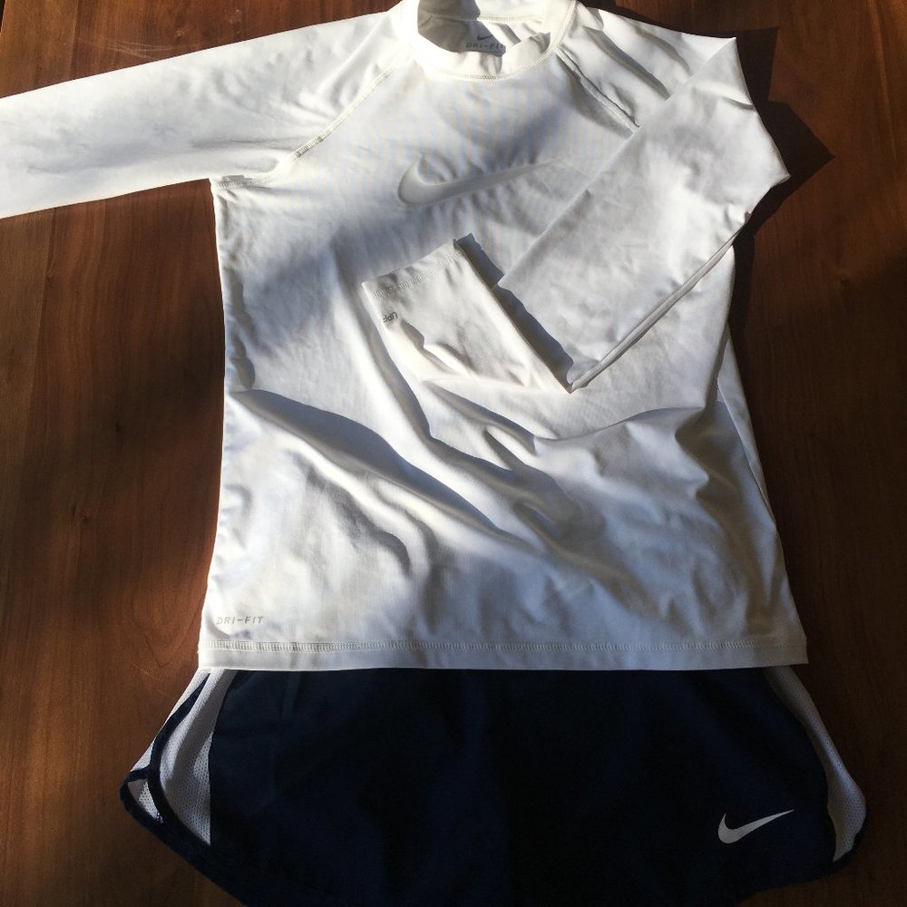 Nike Dri-Fit M